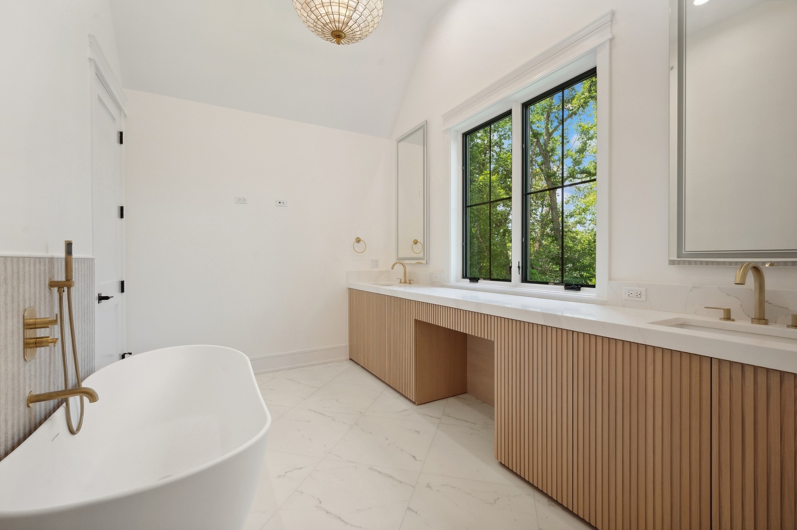 757 Kipling St Deerfield, IL 60015