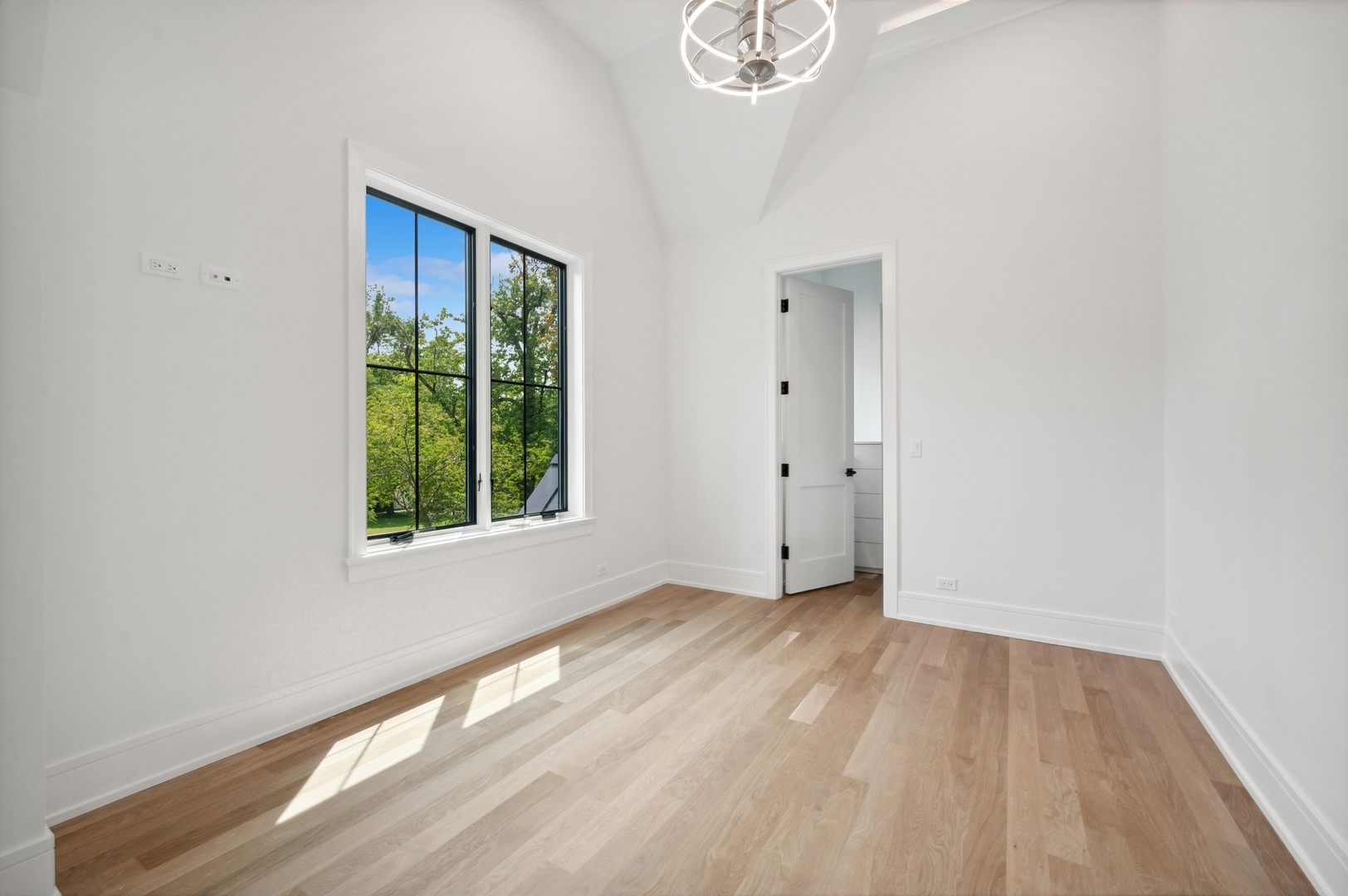 757 Kipling St Deerfield, IL 60015