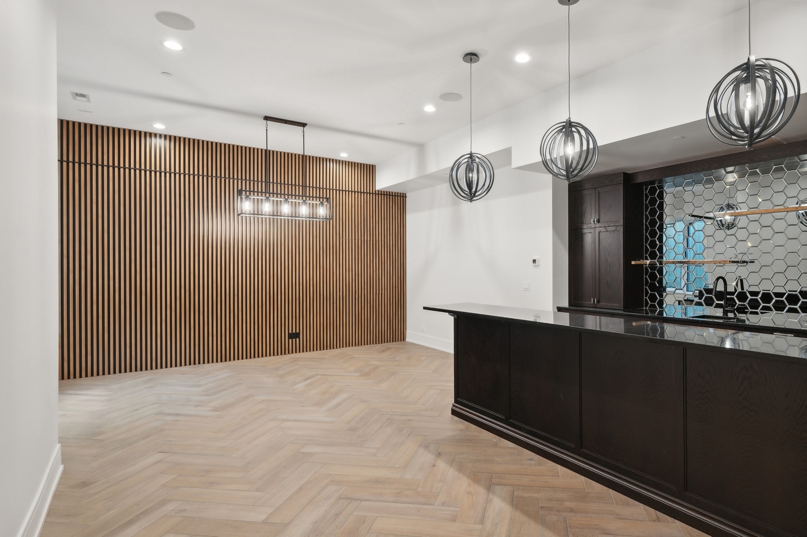 757 Kipling St Deerfield, IL 60015