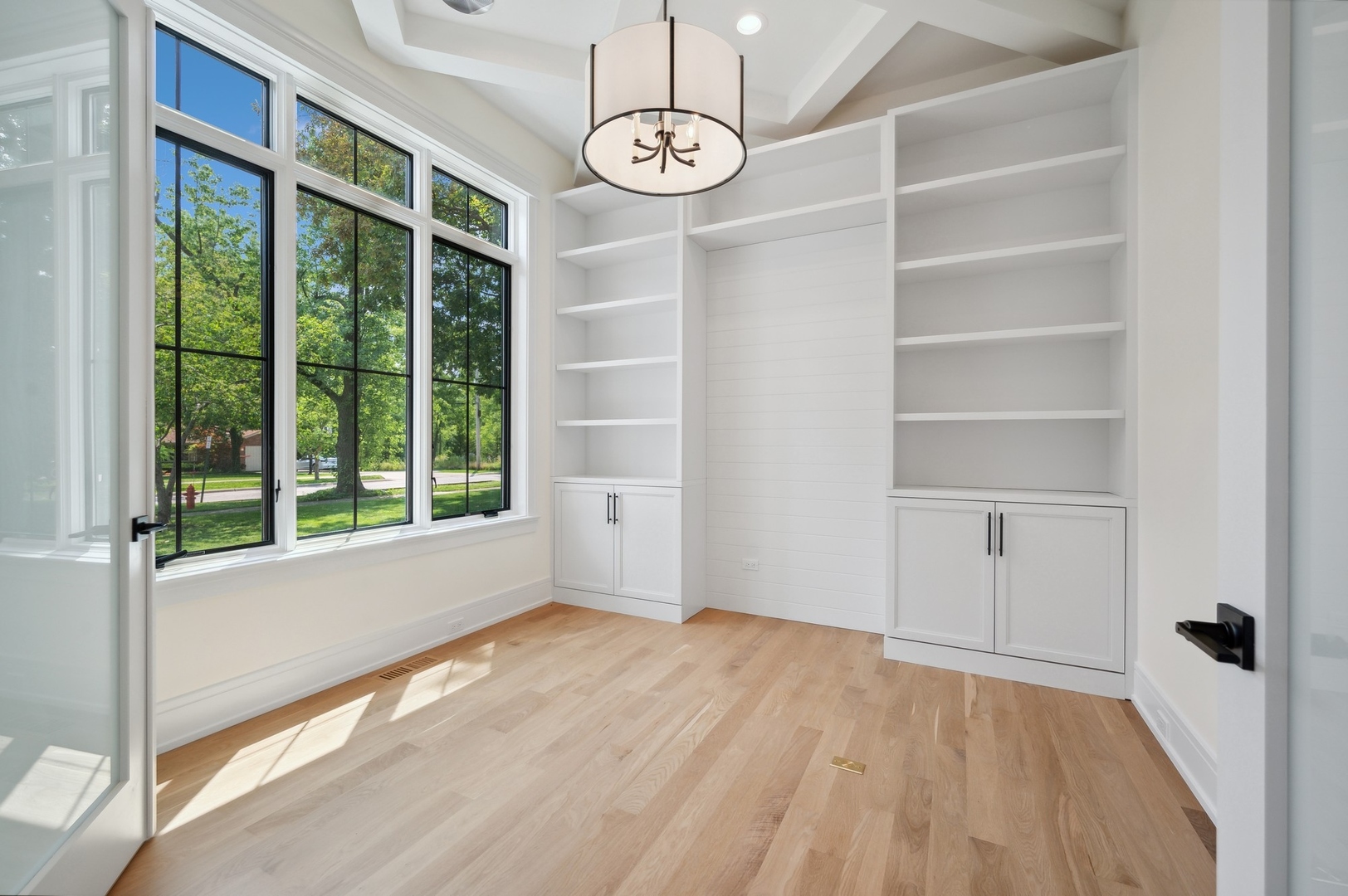 757 Kipling St Deerfield, IL 60015