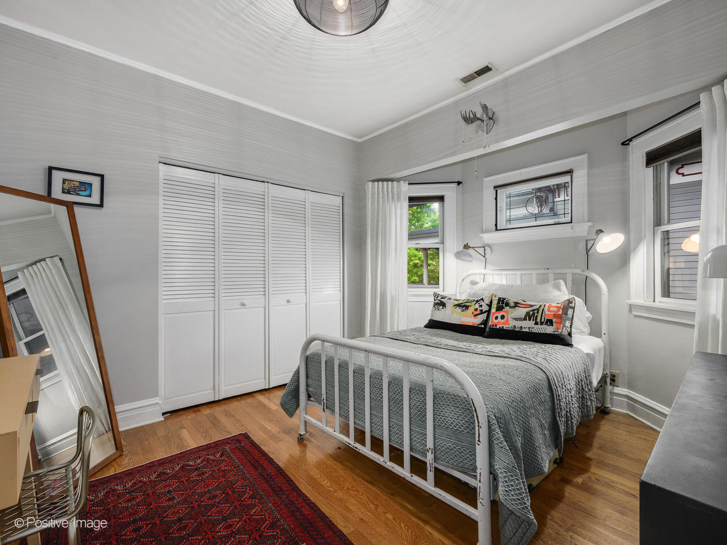 225 Clinton Ave Oak Park, IL 60302