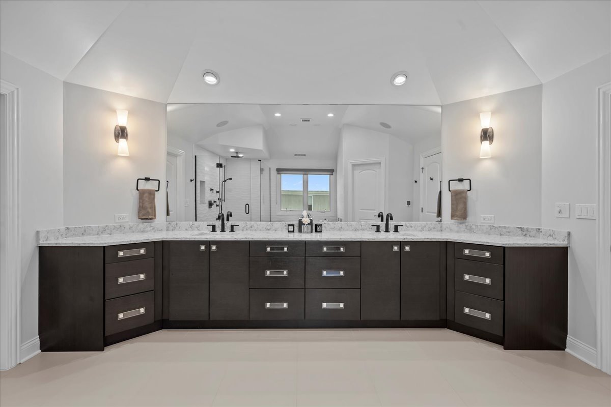 326 Briar Ln Highland Park, IL 60035