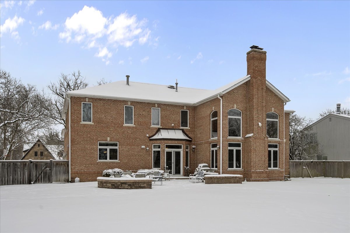 326 Briar Ln Highland Park, IL 60035