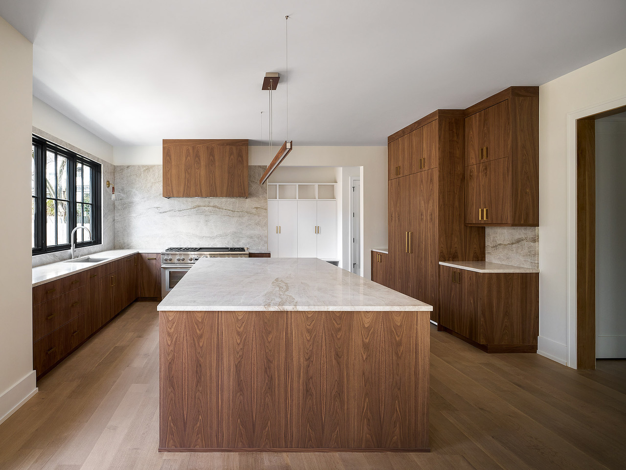146 Sterling Ln