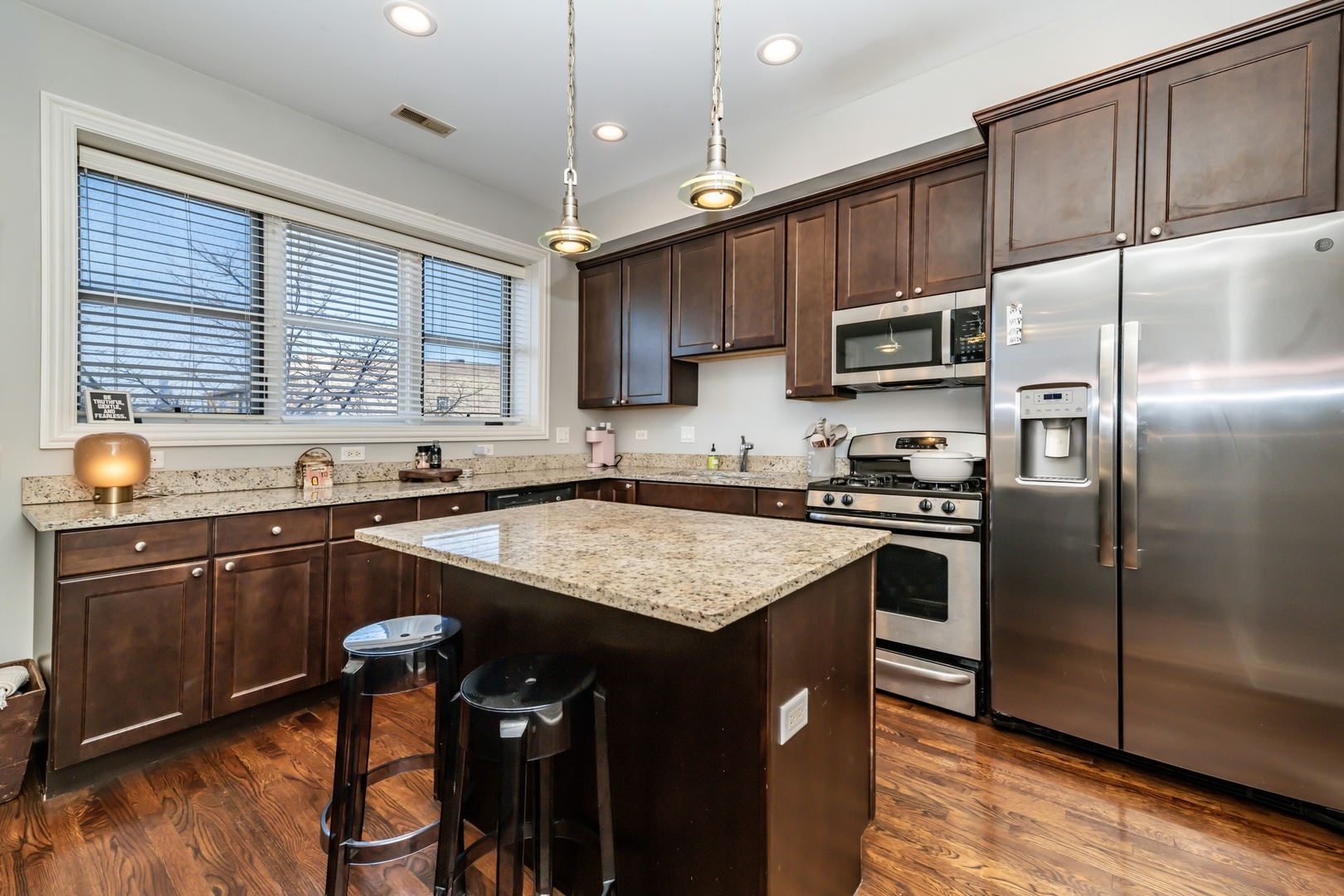 3600 S Halsted St Chicago, IL 60609