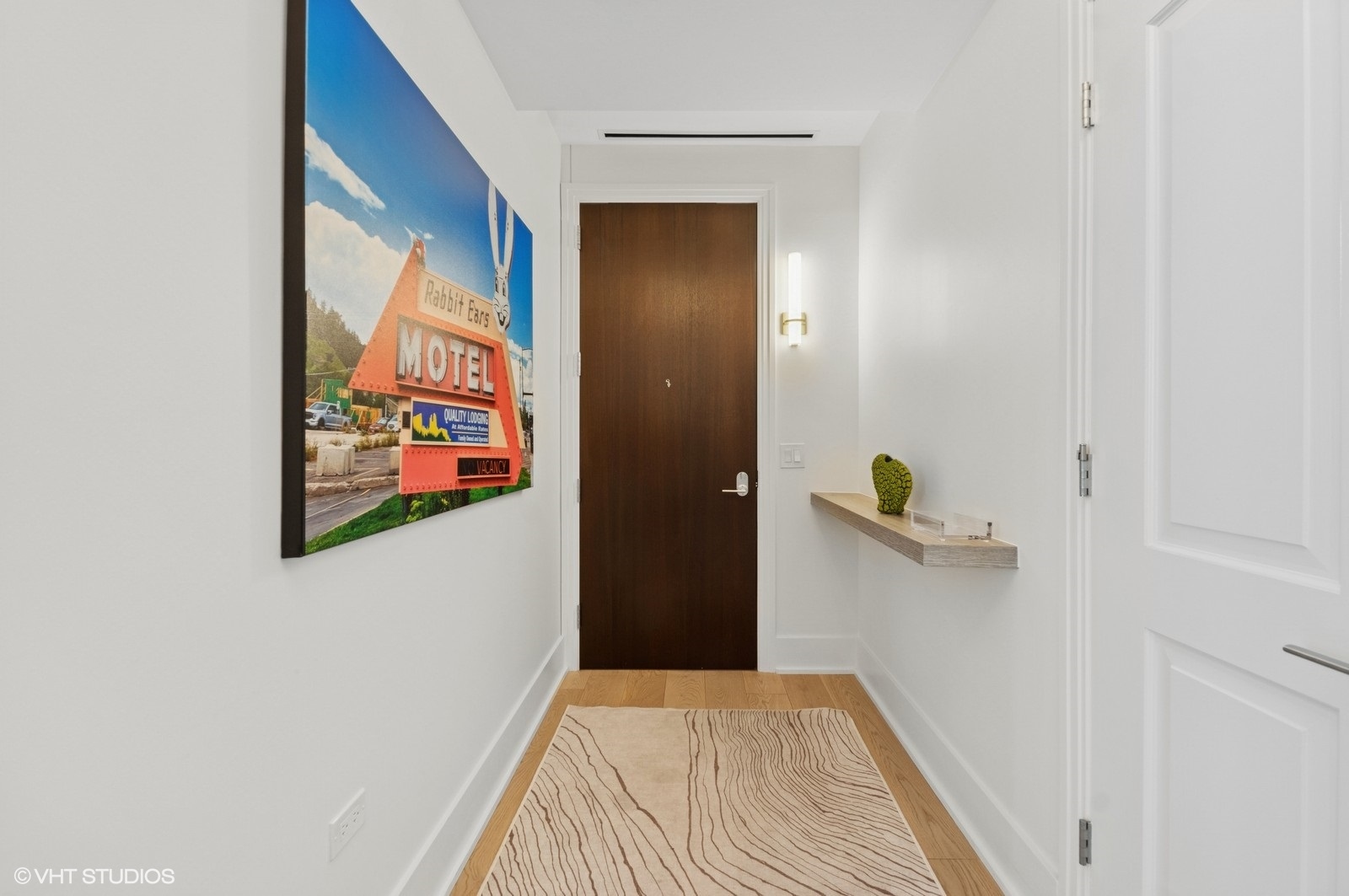 363 E Wacker Dr #1601 Chicago, IL 60601