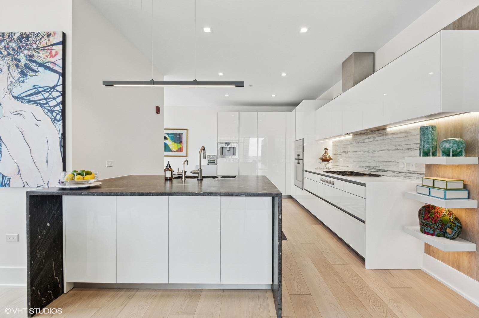 363 E Wacker Dr #1601 Chicago, IL 60601