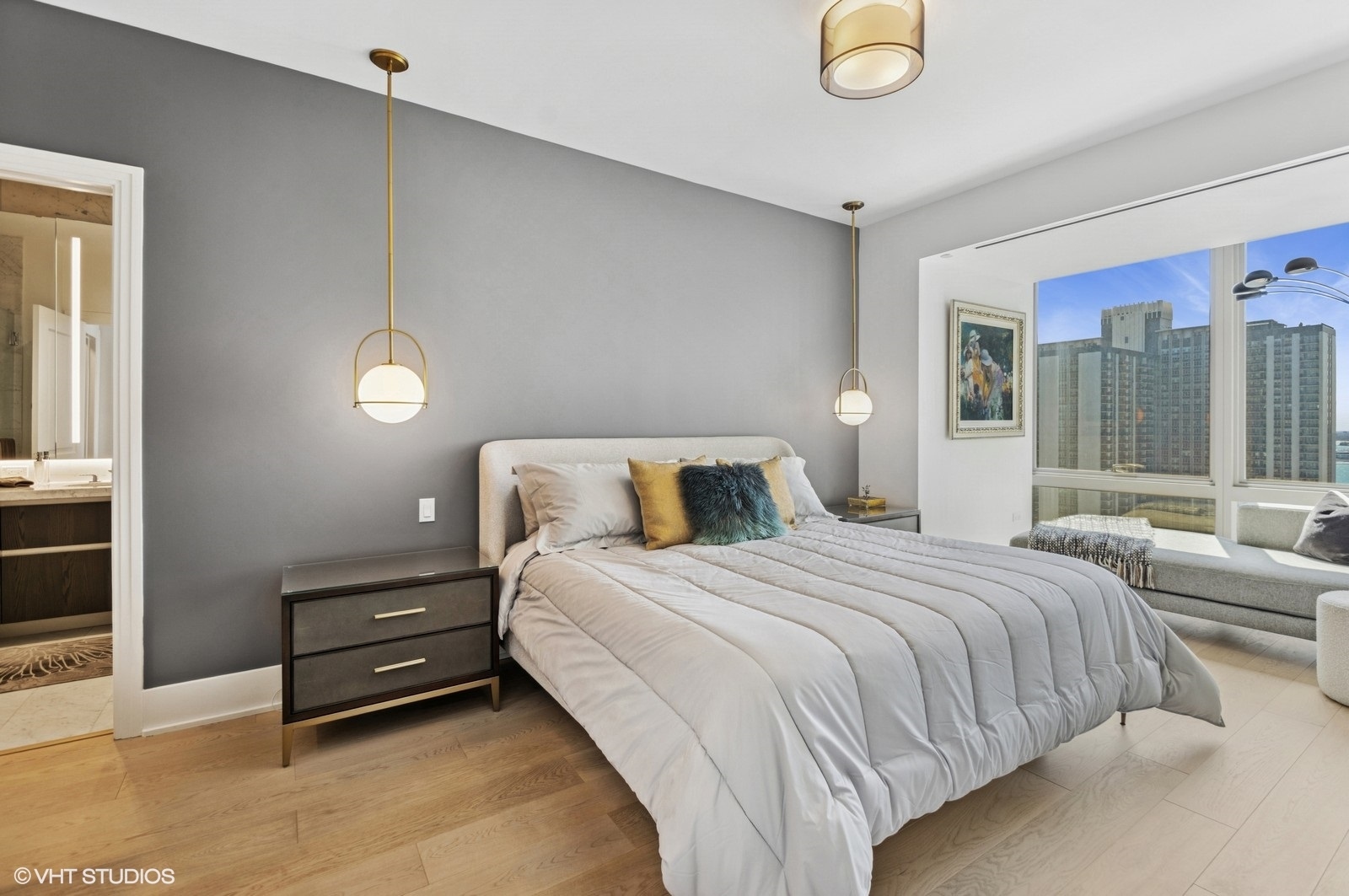 363 E Wacker Dr #1601 Chicago, IL 60601