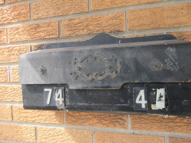 7448 S Maplewood Ave Chicago, IL 60629