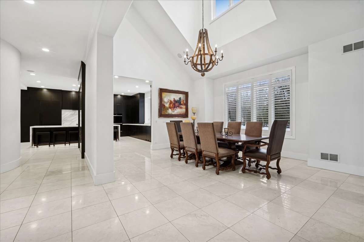 1630 Rdg Rd Highland Park, IL 60035