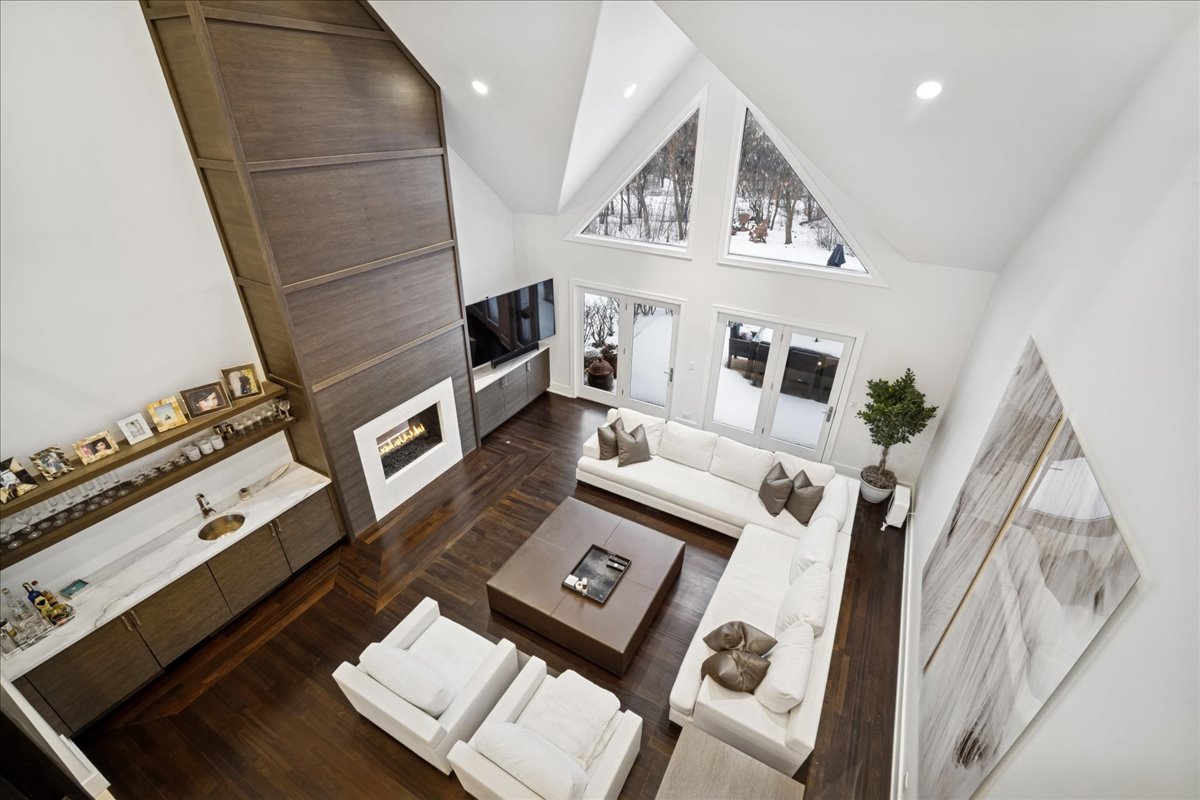 1630 Rdg Rd Highland Park, IL 60035