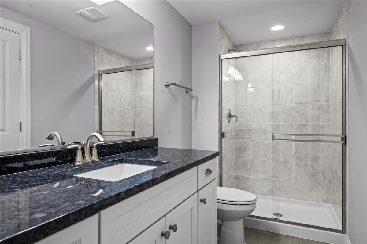 995 Harvard Ct Highland Park, IL 60035