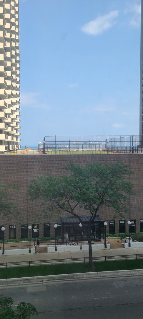 6030 N SHERIDAN Rd #510 Chicago, IL 60660