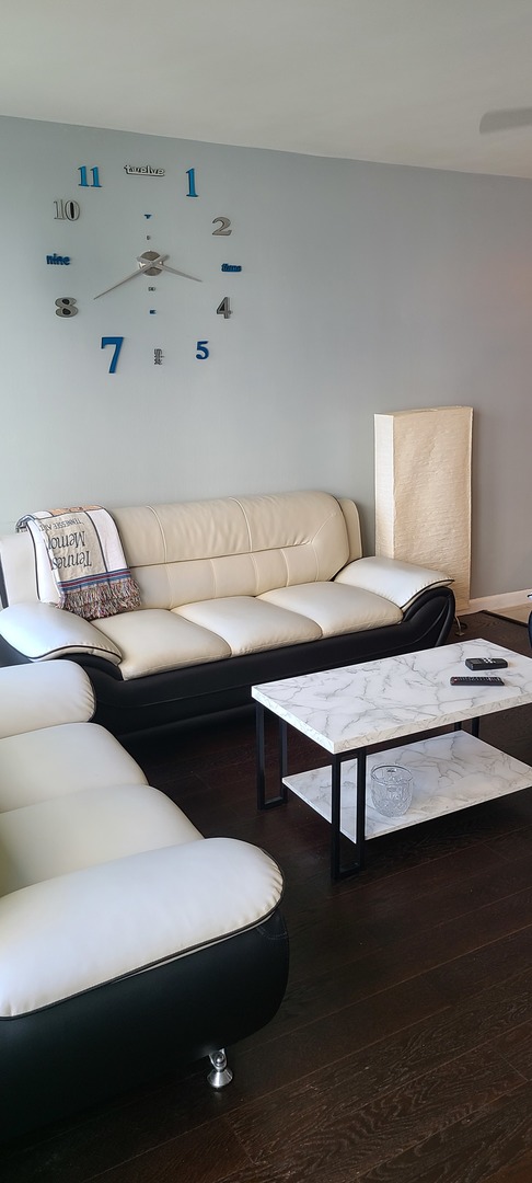 6030 N SHERIDAN Rd #510 Chicago, IL 60660