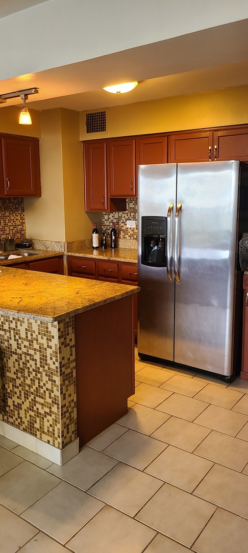 6030 N SHERIDAN Rd #510 Chicago, IL 60660