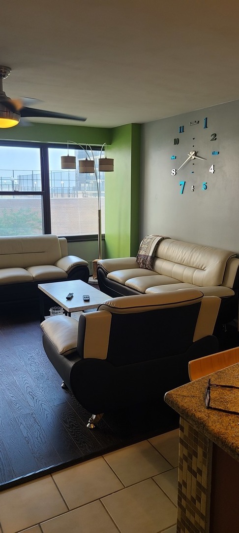 6030 N SHERIDAN Rd #510 Chicago, IL 60660