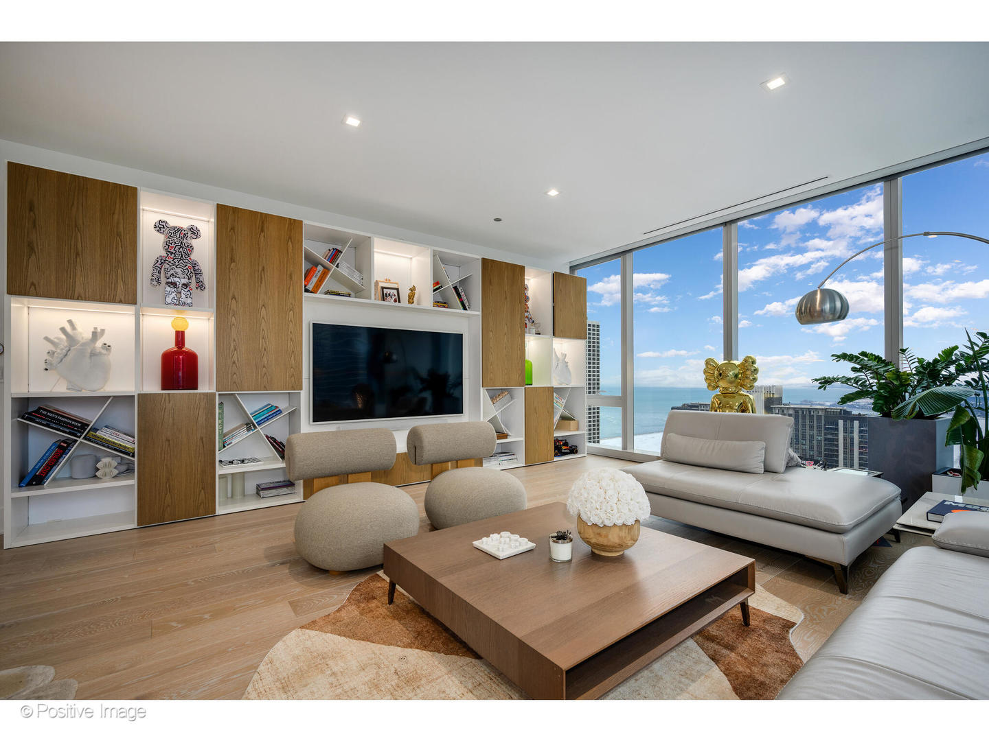 363 E Wacker Dr #3101 Chicago, IL 60601