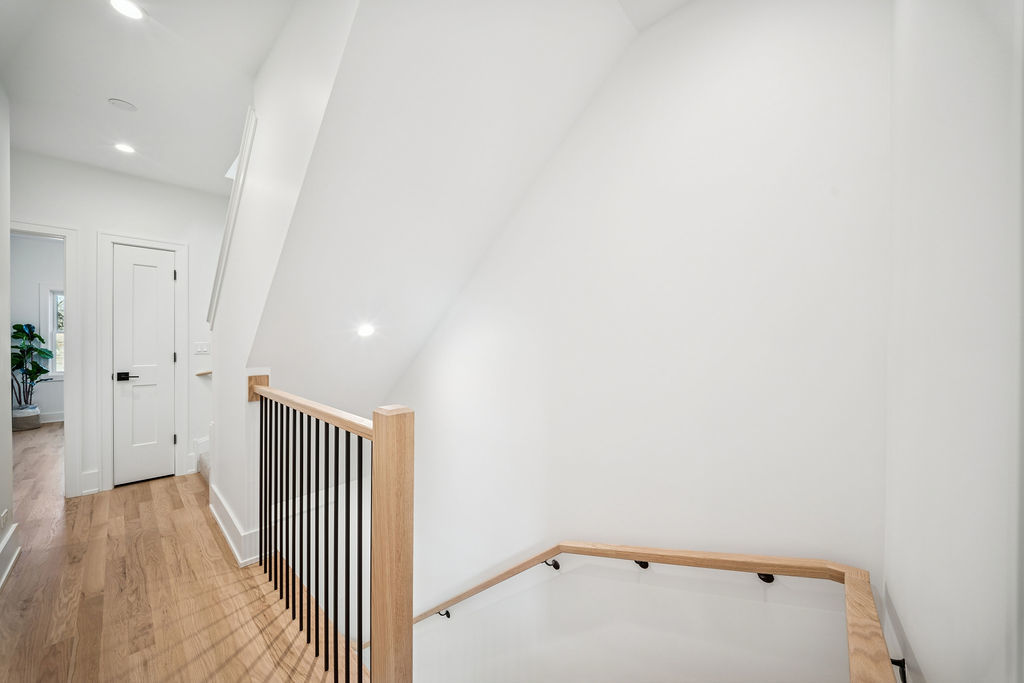 702 E 41st St Chicago, IL 60653