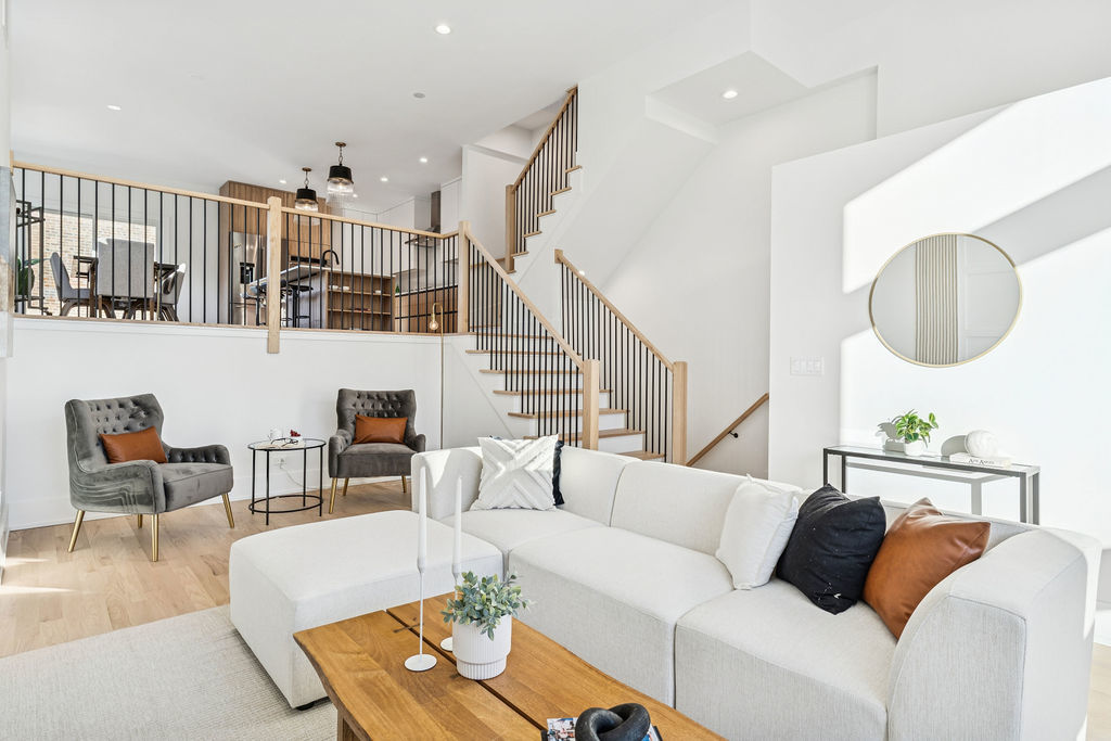 702 E 41st St Chicago, IL 60653