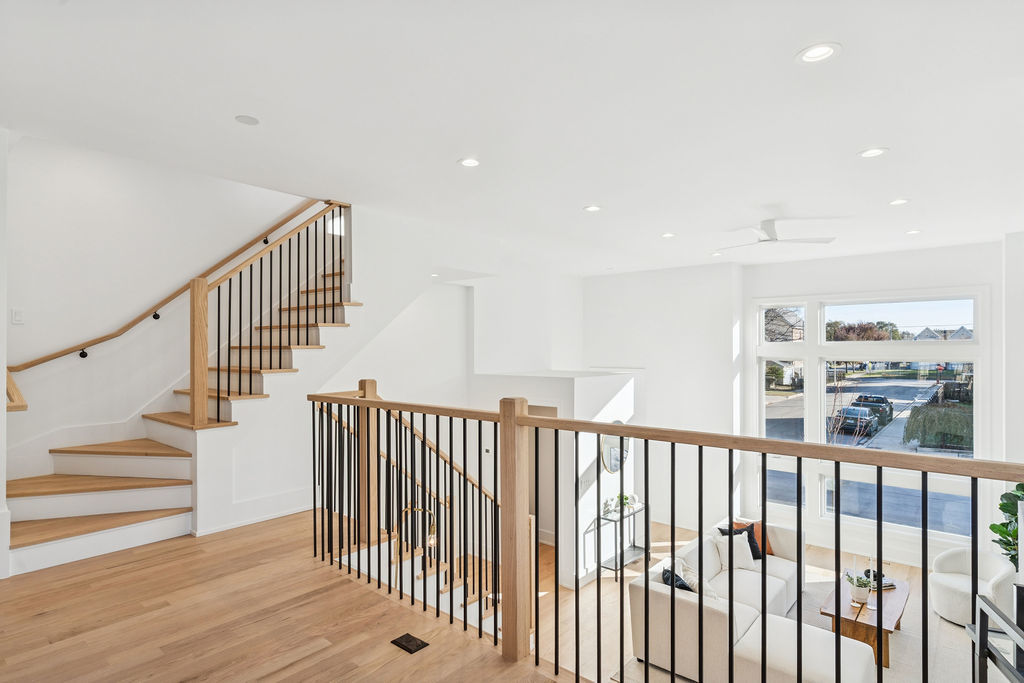 702 E 41st St Chicago, IL 60653