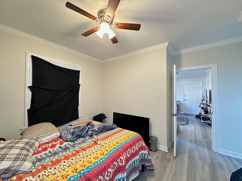 648.5 W Roscoe St #1N