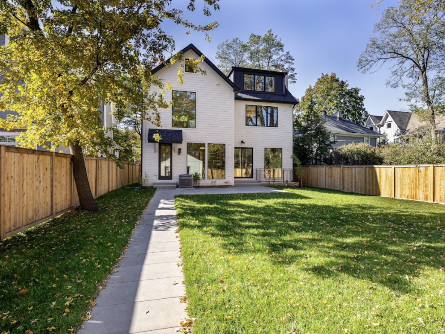 410 Prairie Ave Wilmette, IL 60091