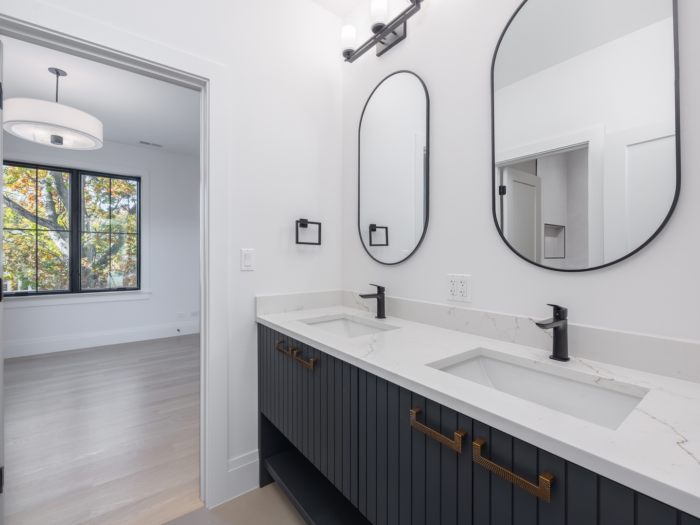 410 Prairie Ave Wilmette, IL 60091