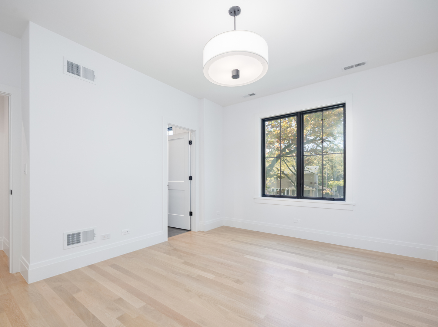 410 Prairie Ave Wilmette, IL 60091