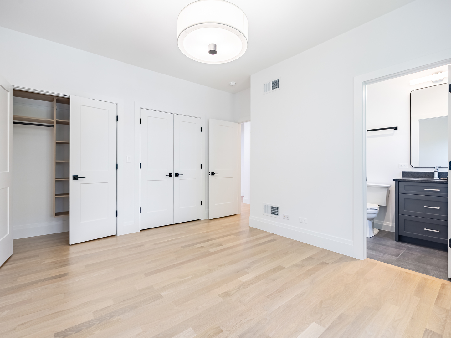 410 Prairie Ave Wilmette, IL 60091