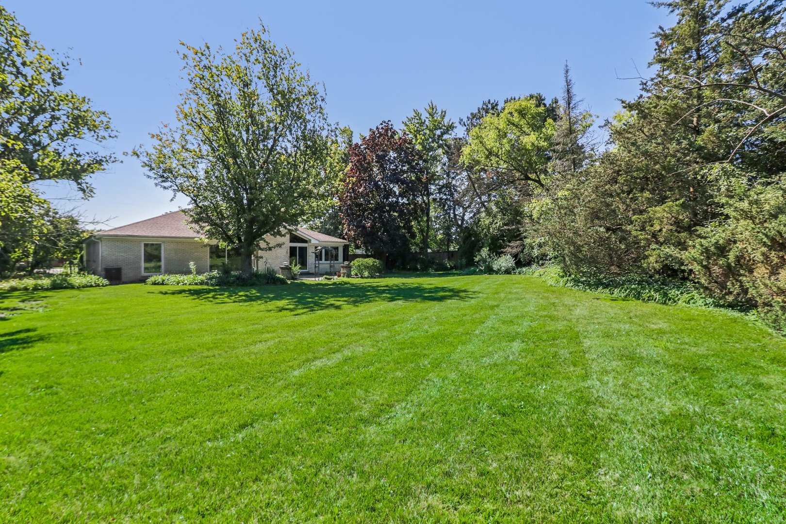 1770 Overland Trl Deerfield, IL 60015