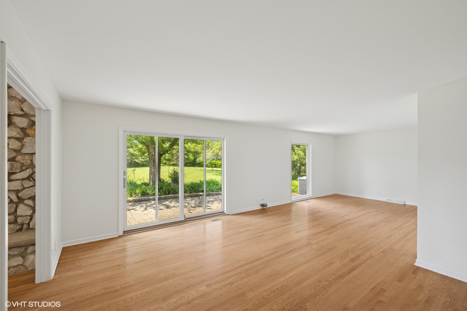 1770 Overland Trl Deerfield, IL 60015