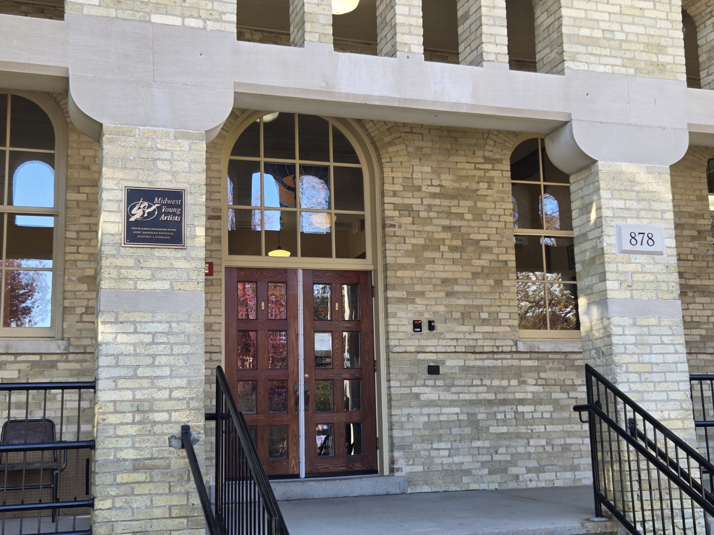 34 Logan Cir Highland Park, IL 60035