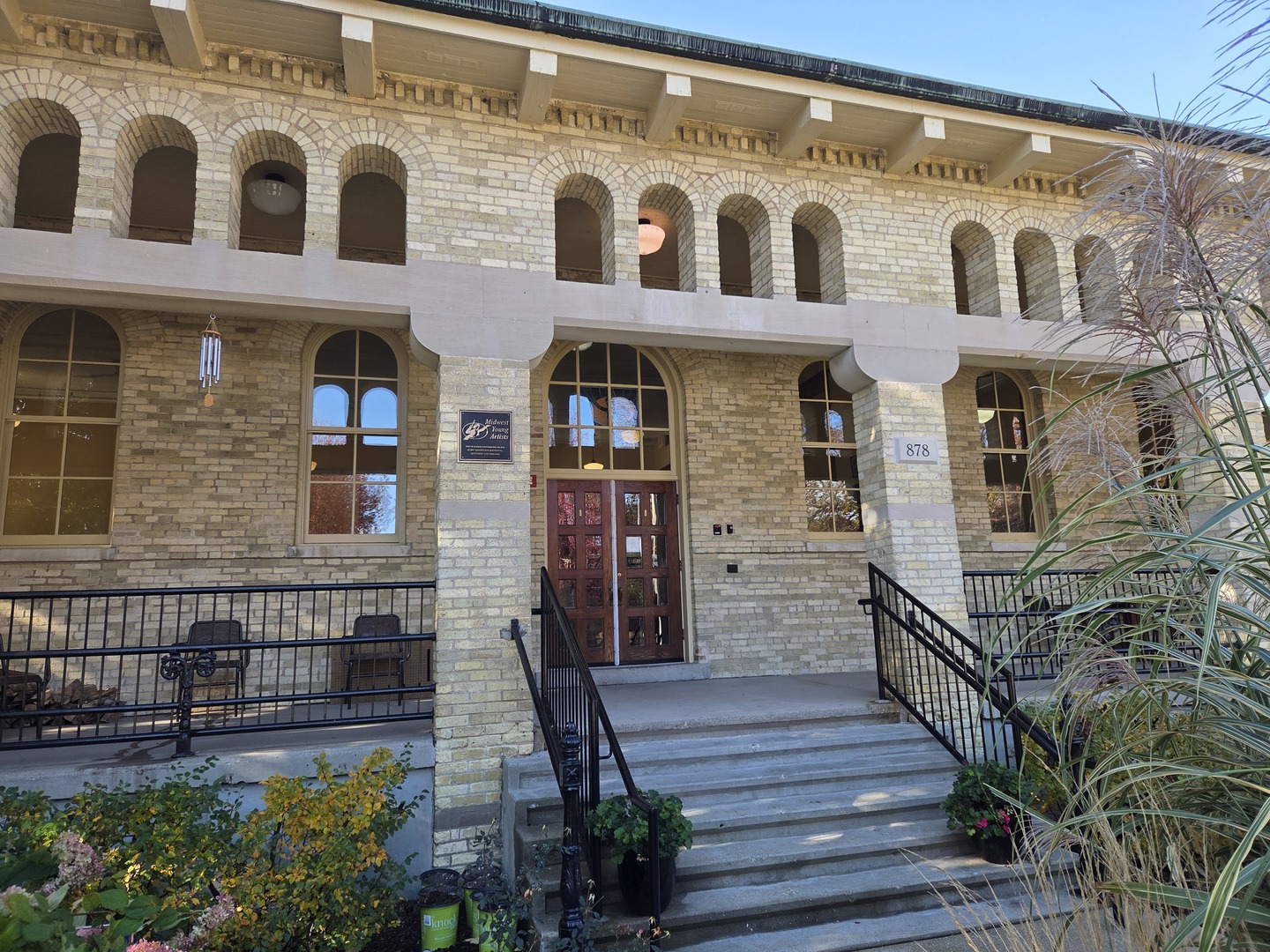 34 Logan Cir Highland Park, IL 60035