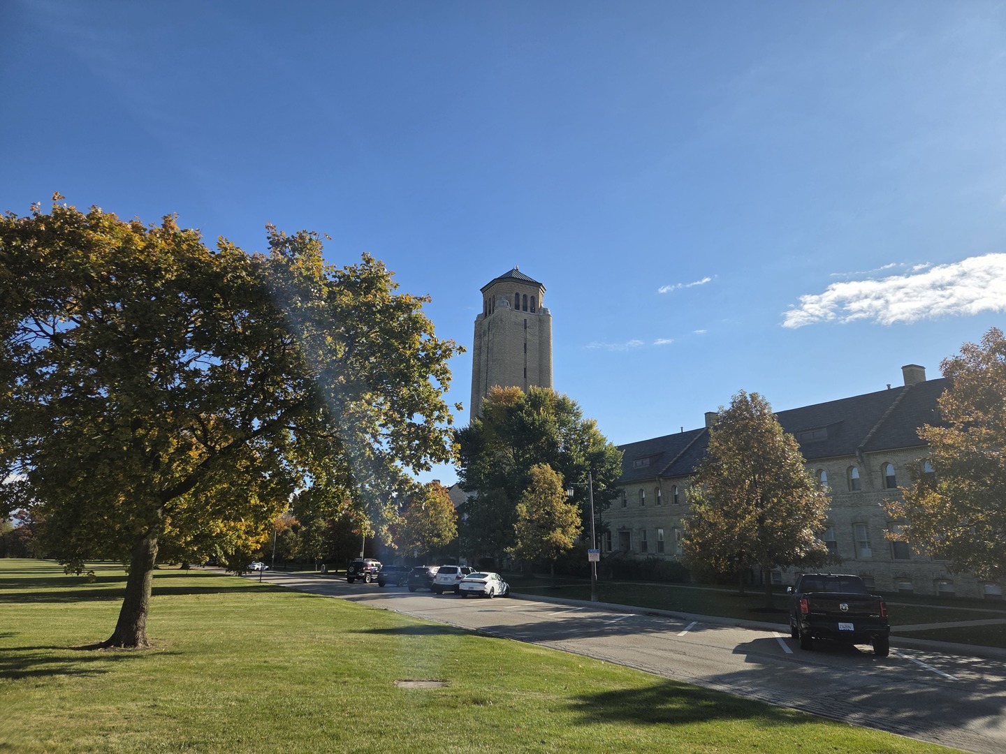 34 Logan Cir Highland Park, IL 60035