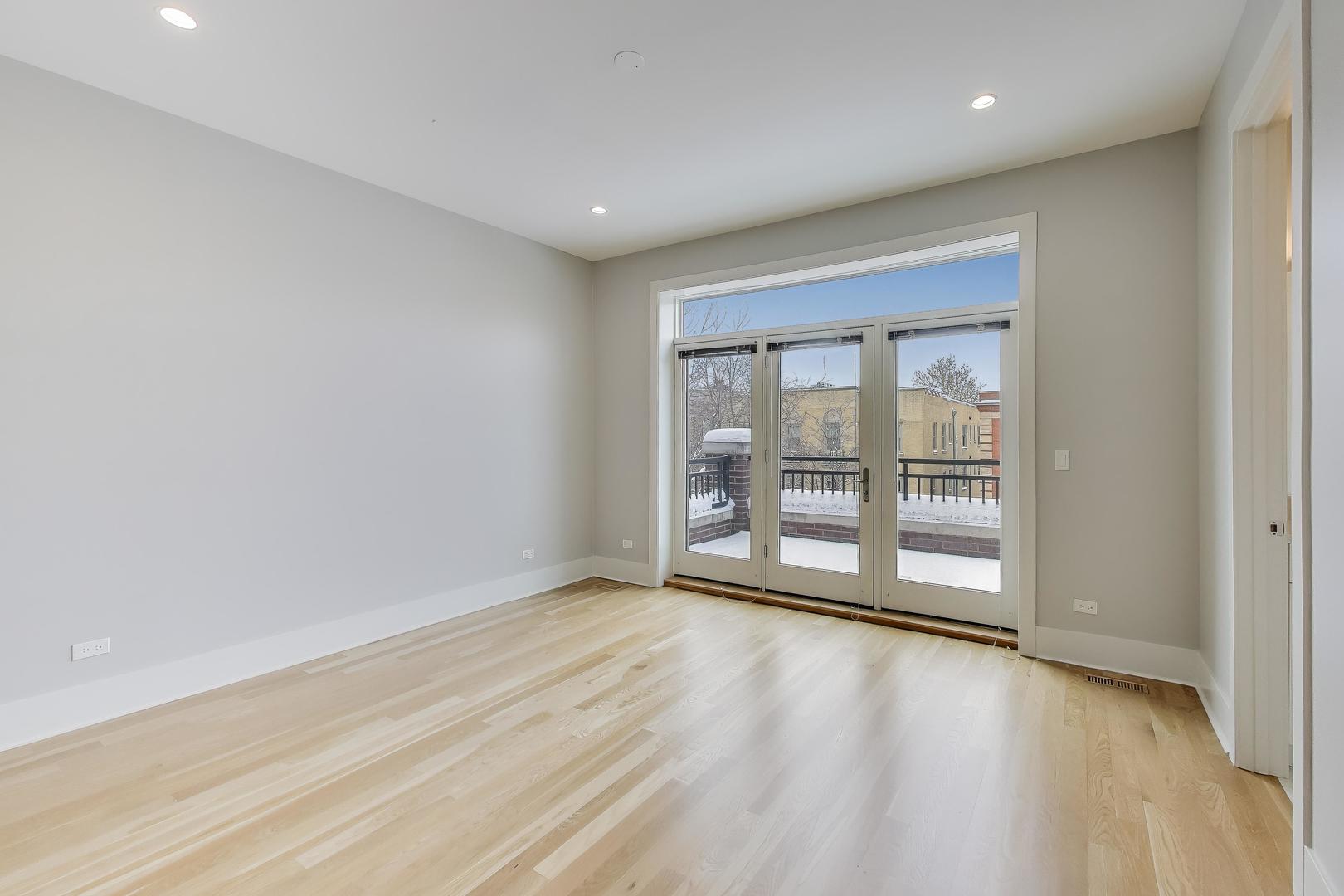 4135 N Kenmore Ave #2N Chicago, IL 60613