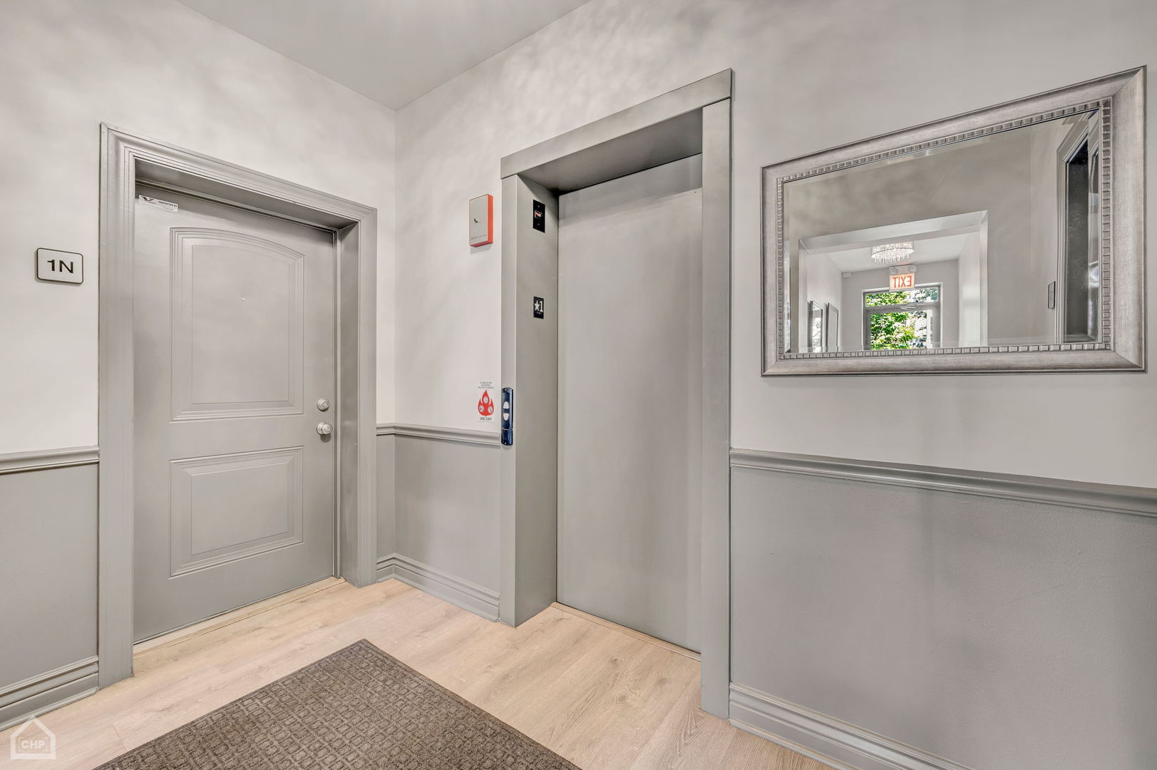 4235 S Calumet Ave Chicago, IL 60653