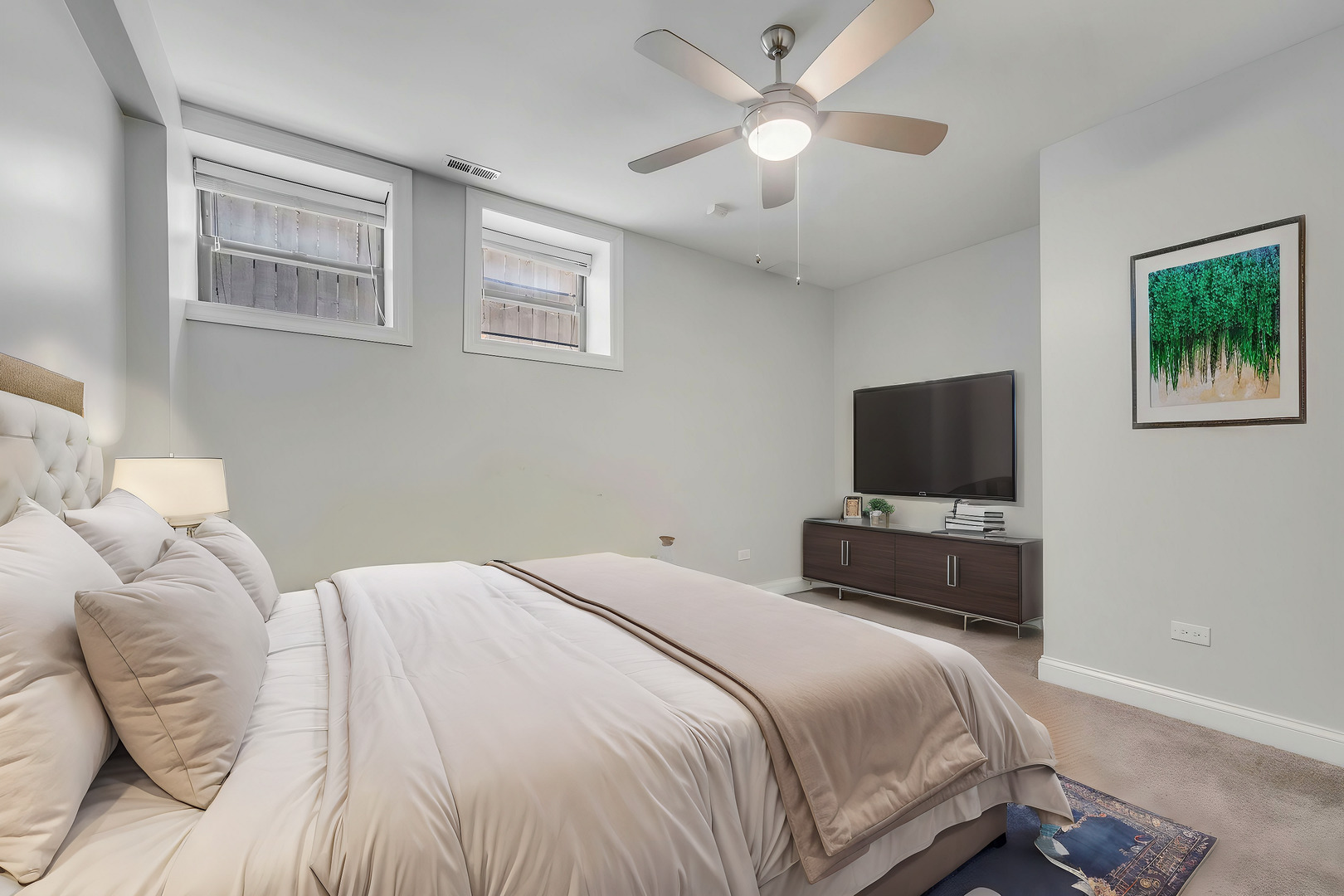 4235 S Calumet Ave Chicago, IL 60653