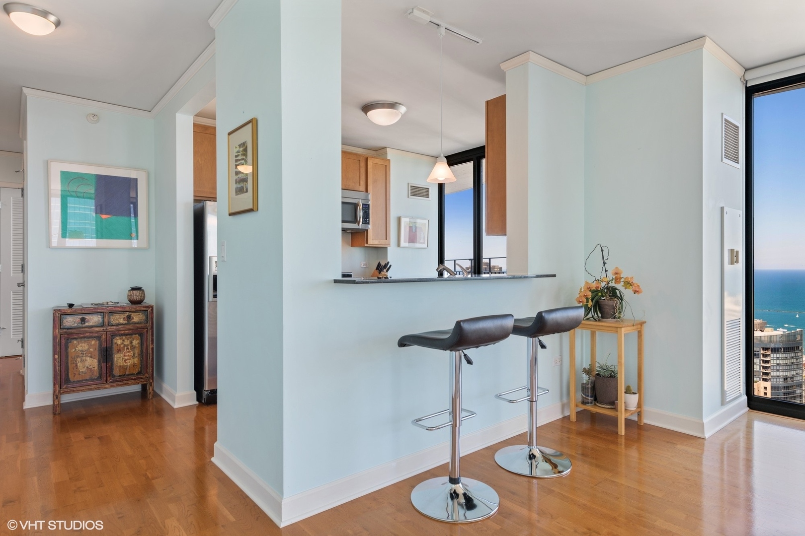 225 N Columbus Dr #6006 Chicago, IL 60601