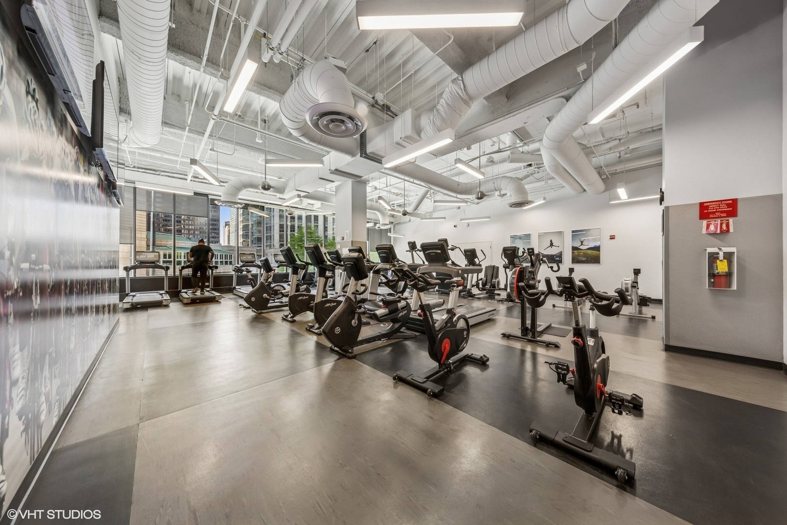 225 N Columbus Dr #6006 Chicago, IL 60601