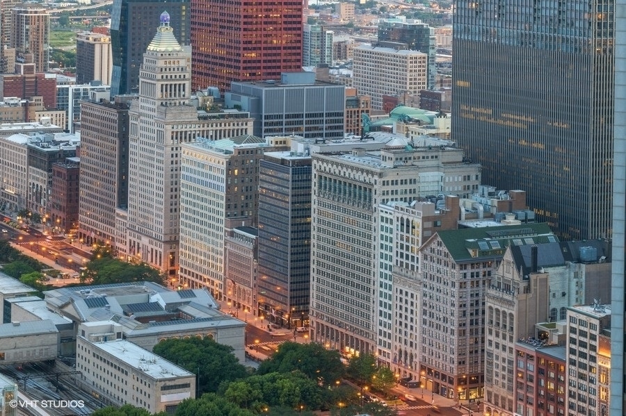 225 N Columbus Dr #6006 Chicago, IL 60601