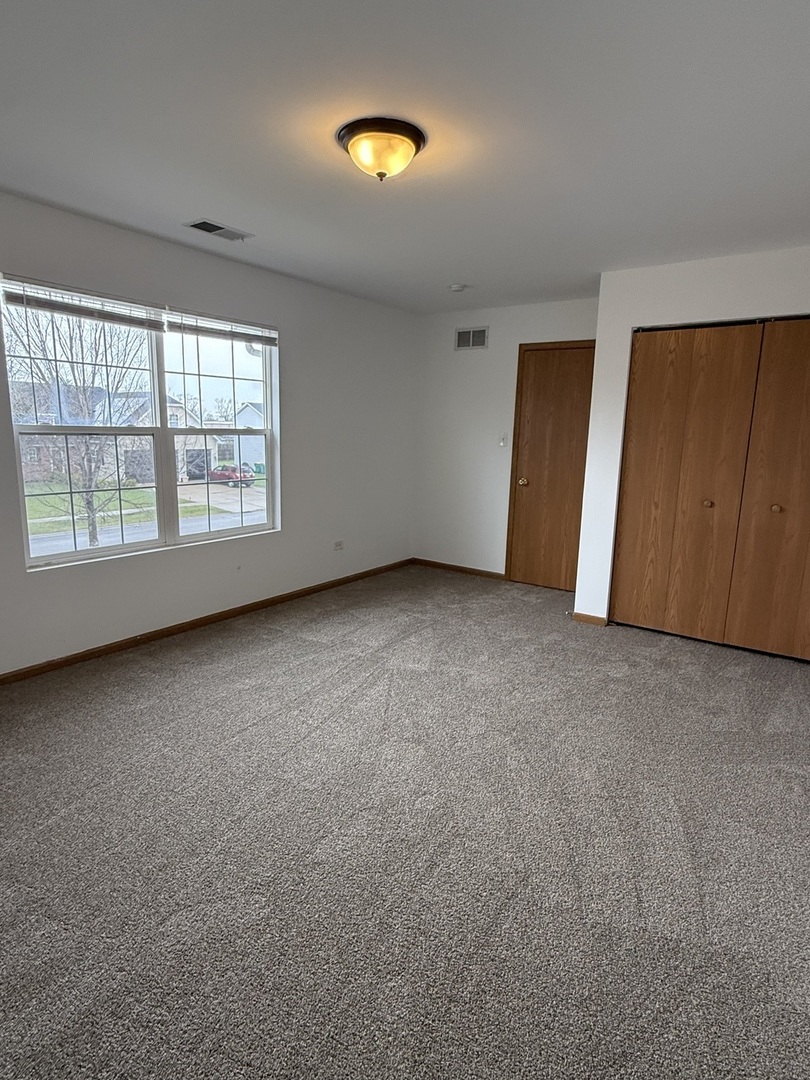 1004 Ann St Joliet, IL 60435