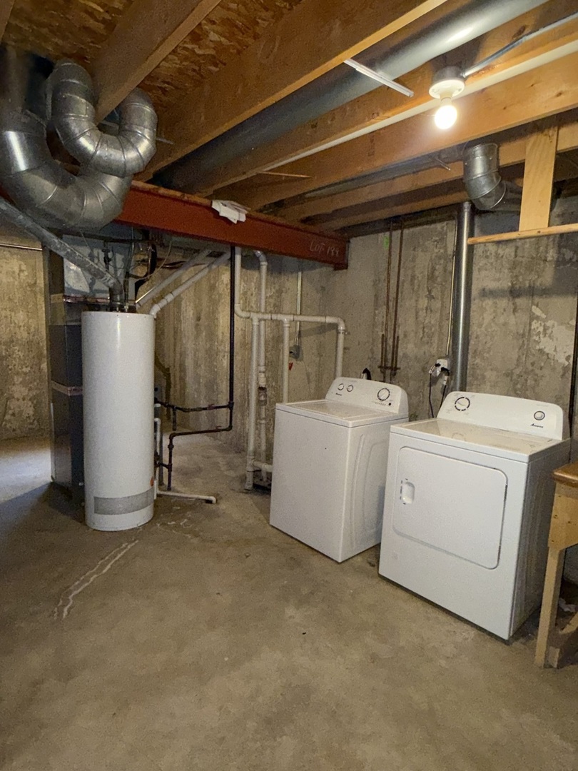 1004 Ann St Joliet, IL 60435