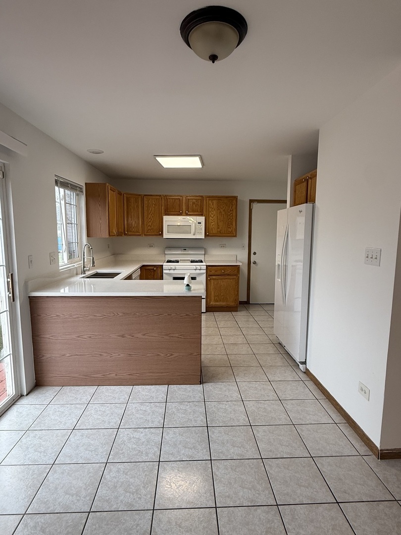 1004 Ann St Joliet, IL 60435