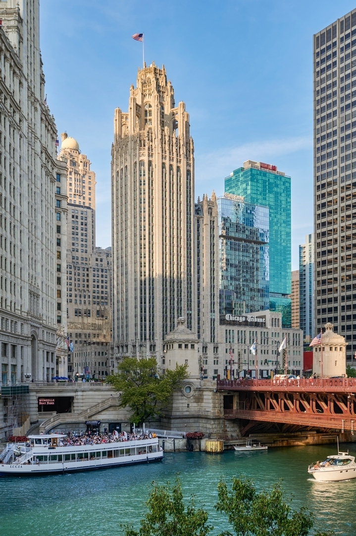 435 N Michigan Ave #1008