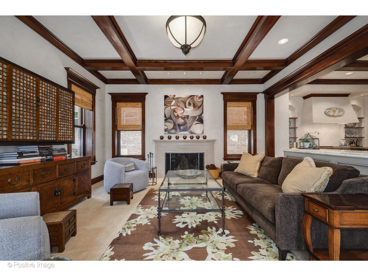 536 W Barry Ave Chicago, IL 60657