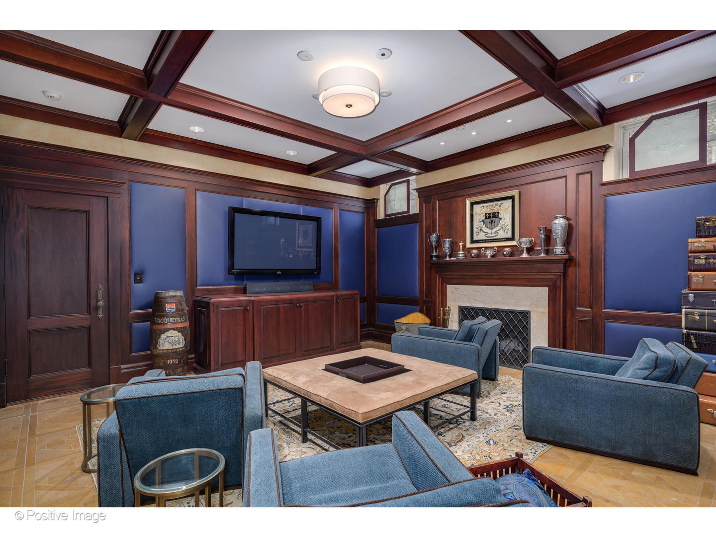 536 W Barry Ave Chicago, IL 60657