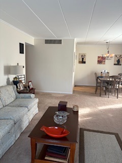 940 Holbrook Rd #20C Homewood, IL 60430