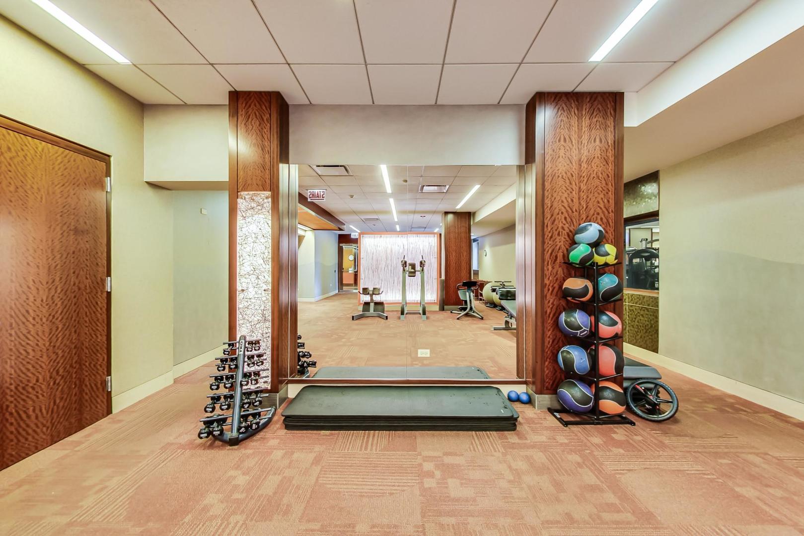 400 E Randolph St #3628 Chicago, IL 60601