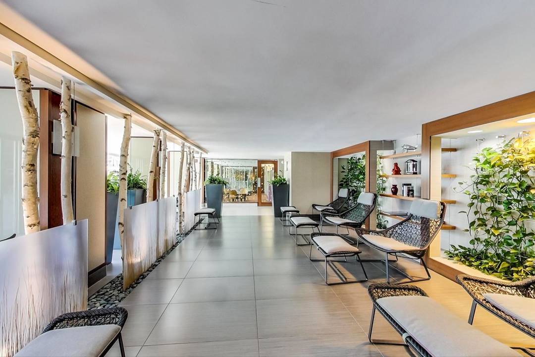 400 E Randolph St #3628 Chicago, IL 60601