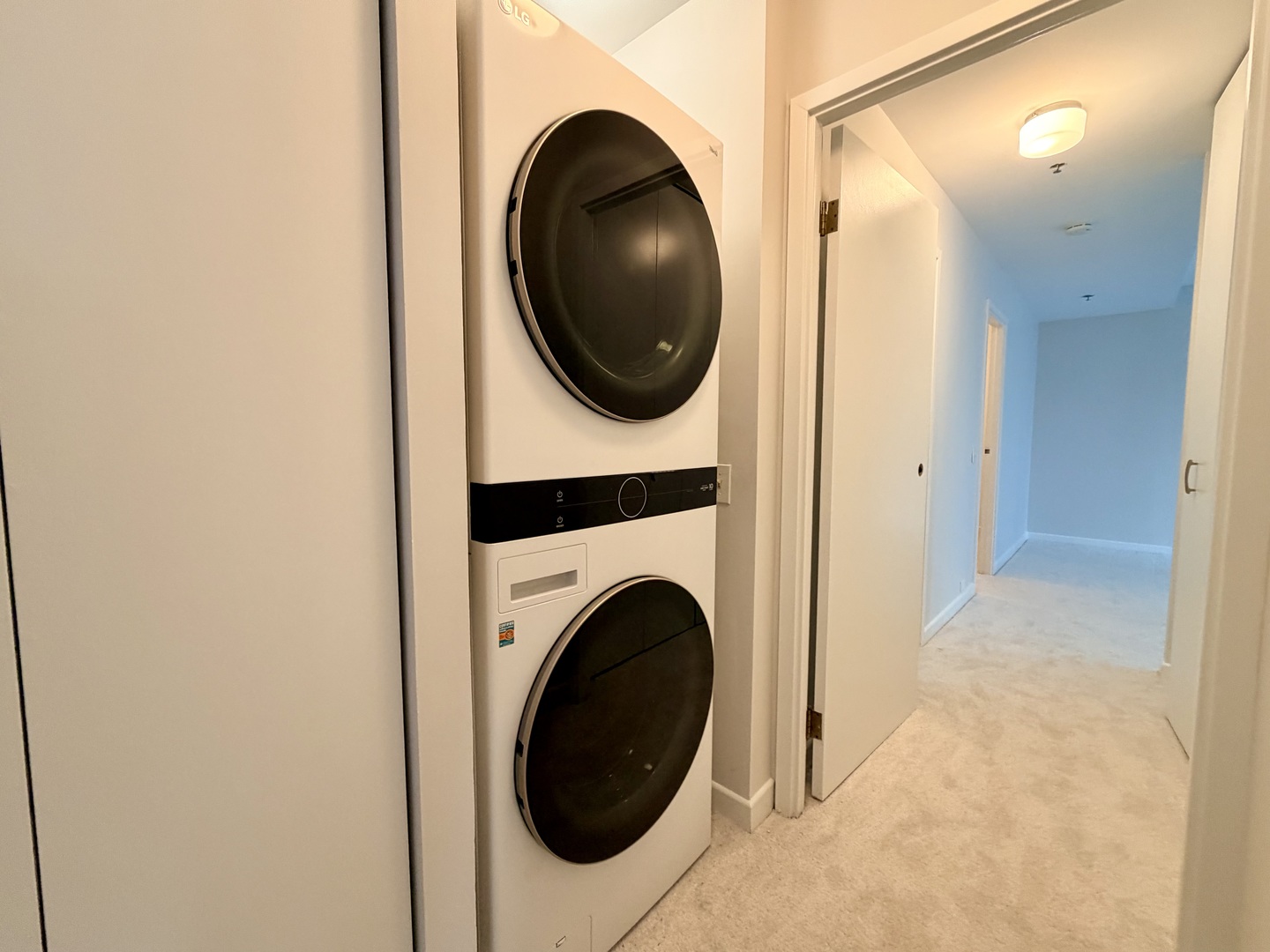 100 E Huron St #2001 Chicago, IL 60611